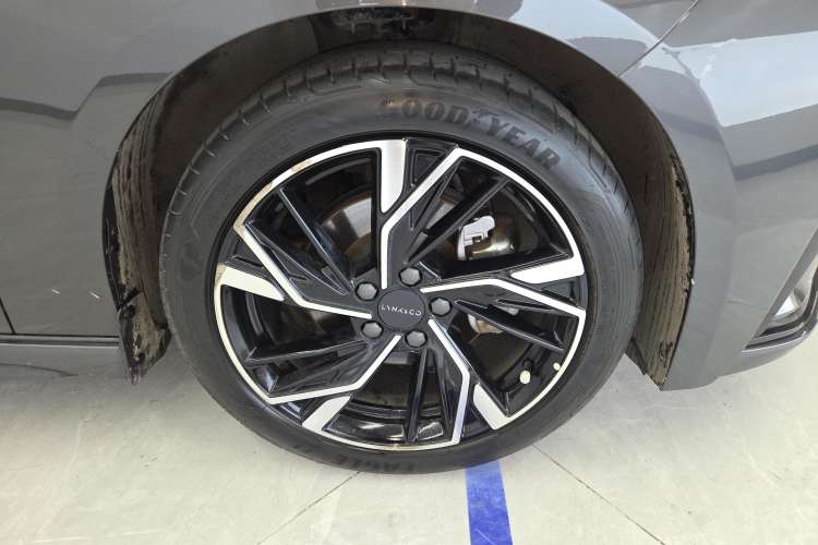 Used Lynk & Co 03 2023 1.5TD DCT JingPro
