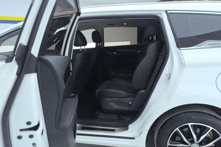 Used BYD Song MAX 2018 1.5T Automatic Smart Connect Flagship Model 6 Seats
