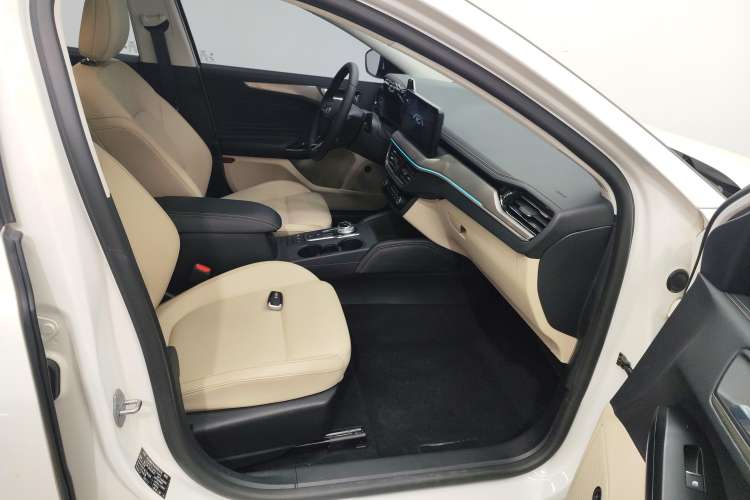 Used Ford Focus 2021 Sedan EcoBoost 180 Automatic Trendy Model
