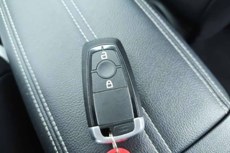 Used Ford Escape 2020 EcoBoost 245 Two-Wheel-Drive Titanium Edition
