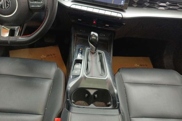 Used MG 5 2021 180 DVVT CVT Youth Luxury Edition
