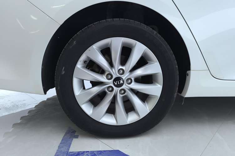 Used Kia K5 2016 1.6T Automatic LUX