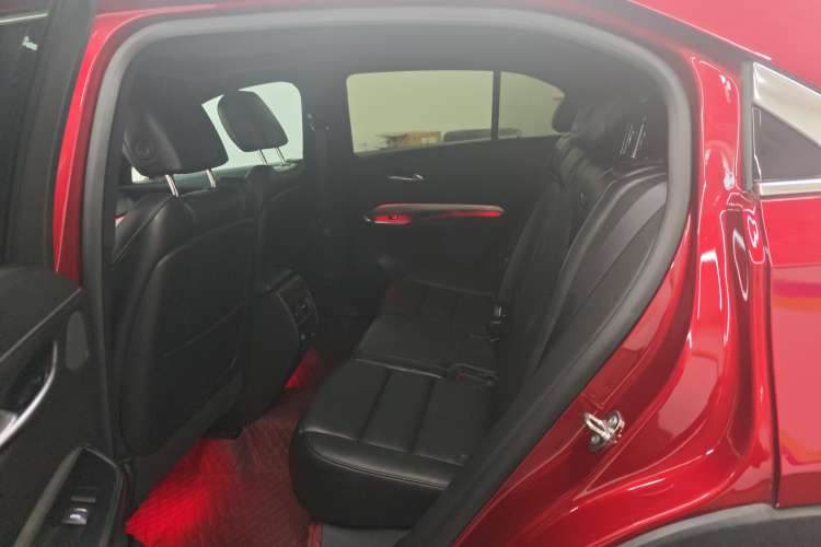 Used Cadillac XT4 2022 28T Two-Wheel Drive Prestige Version
