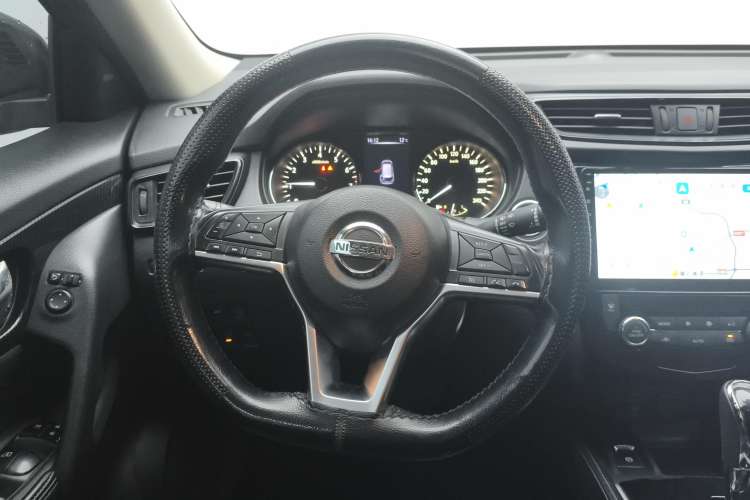 Used Nissan X-Trail 2017 2.5L CVT Luxury Edition 4WD
