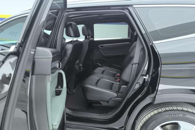 Used Geely Auto Haoyue L 2023 2.0T DCT Prestige Edition
