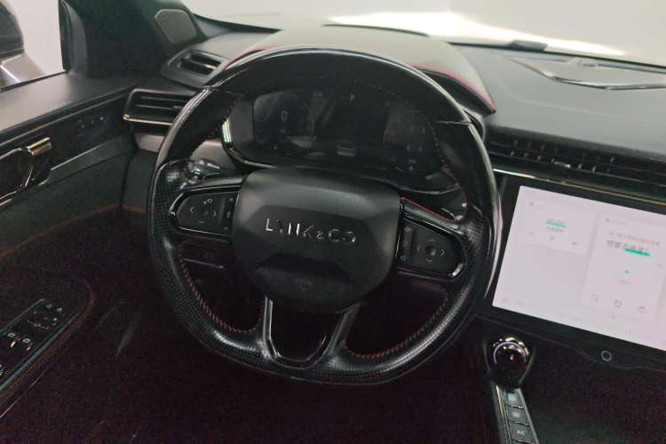 Used Lynk & Co 05 2020 2.0TD Four-Wheel Drive HypeHalo
