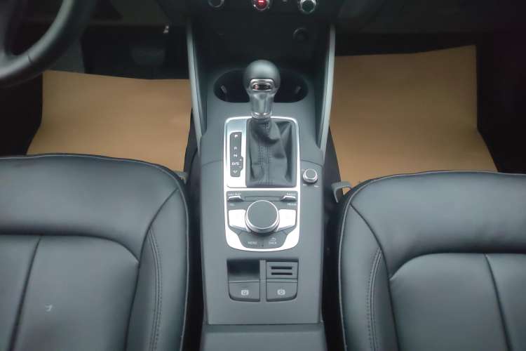 Used Audi A3 2019 Limousine 35 TFSI Ambition China V