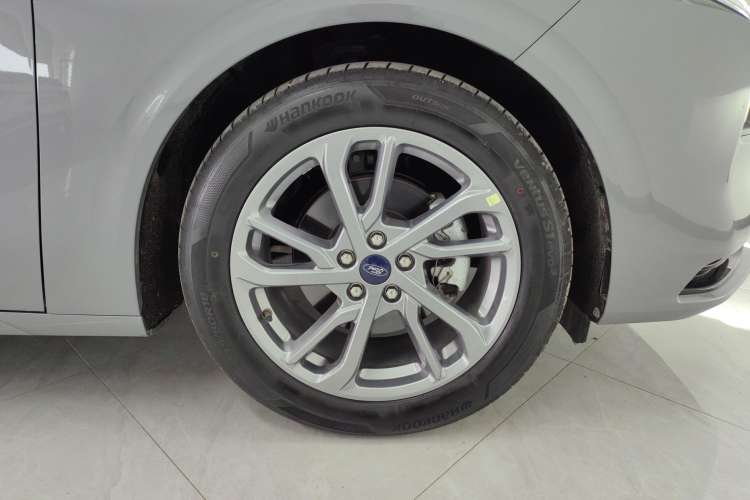 Used Ford Mondeo 2023 EcoBoost 180 Luxury Model
