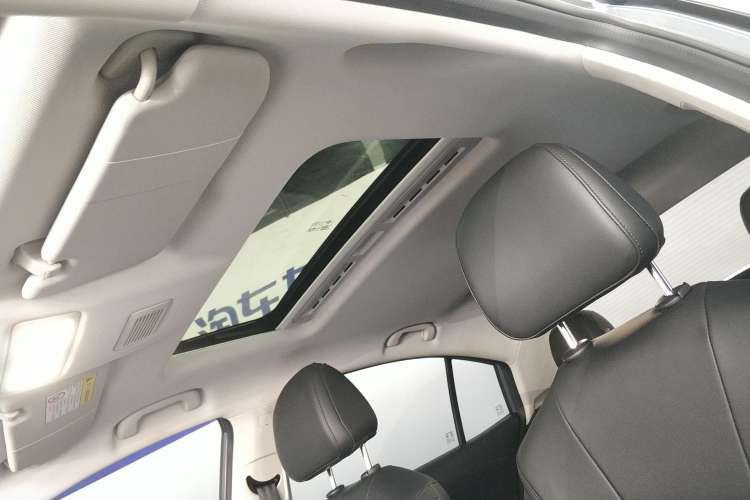 Used Roewe i5 2023 1.5L CVT Luxury Edition
