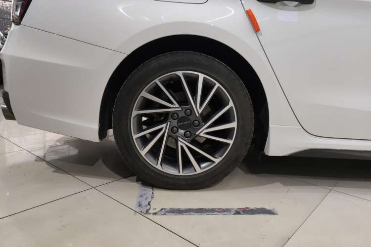 Used Lynk & Co 03 2022 2.0TD DCT GenioPlus
