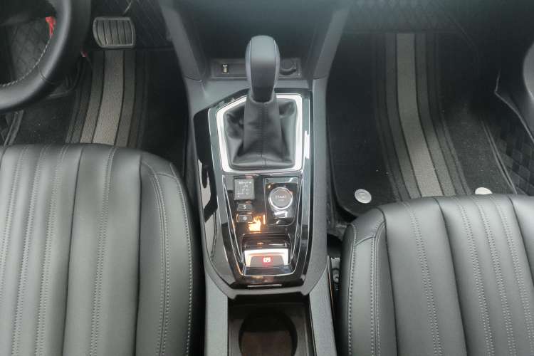 Used Peugeot 408 2022 1.6T Light-Chasing Edition