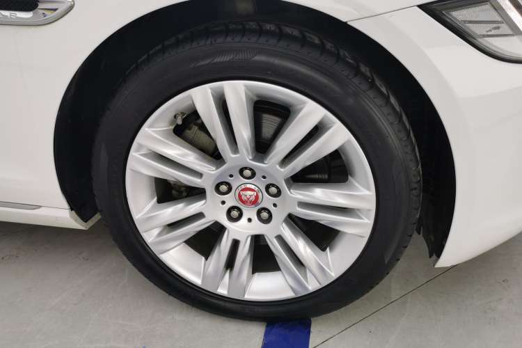 Used Jaguar XFL 2018 XFL 2.0T 250 PS Luxury Edition
