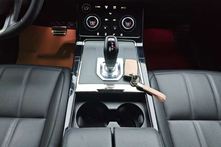 Used Land Rover Range Rover Evoque 2020 249 PS R-DYNAMIC S Sport Edition
