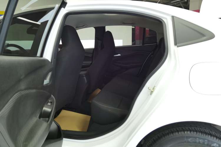 Used Chevrolet Cavalier 2021 325T Automatic Enjoyment Edition
