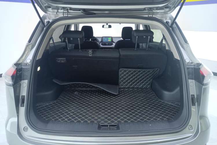 Used Baojun 510 2019 1.5L Automatic Enjoyment Model China V Emission Standard