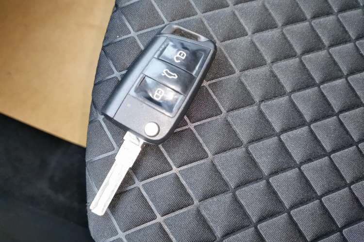 Used Skoda Octavia 2019 1.5L Automatic Smart Drive Luxury Edition China VI Standard
