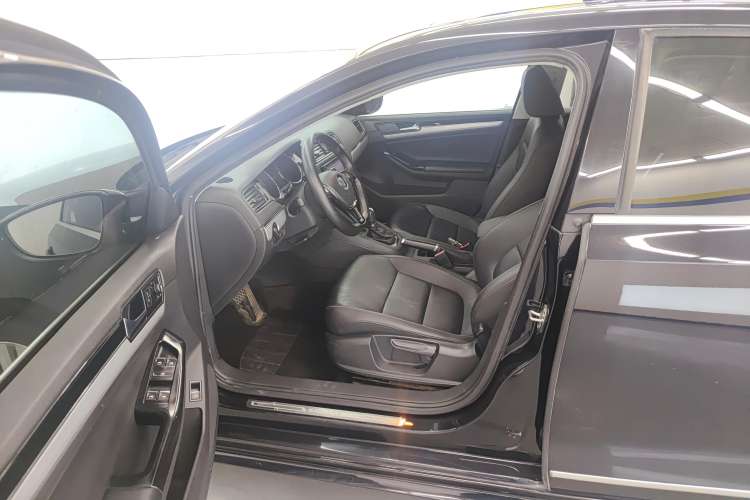 Used Volkswagen Sagitar 2018 280TSI DSG Ignite Edition
