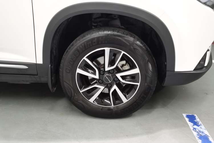 Used FORTHING T5 2022 Grand Edition 1.6L Manual Dream-Chasing Five-Seat Model
