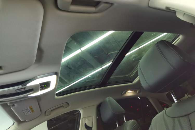 Used Hongqi H5 2023 2.0T Automatic Smart Connect Flagship Edition
