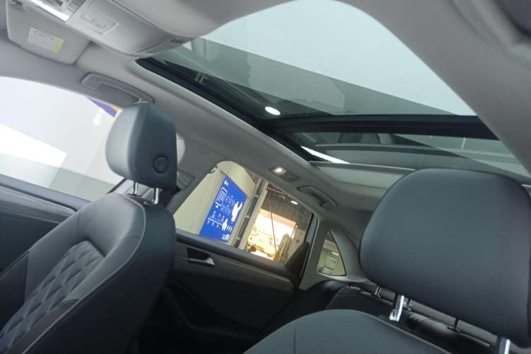 Used Volkswagen Sagitar 2023 300TSI DSG Excellence Edition
