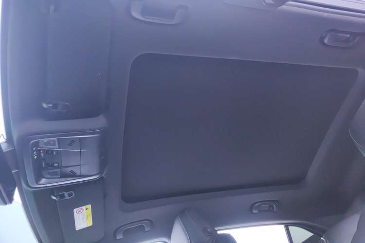 Used Cadillac XT4 2022 28T Two-Wheel-Drive Luxury Version