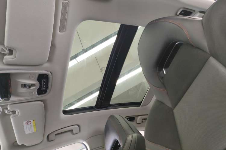 Used Lynk & Co 02 2018 1.5T DCT Two-Wheel Drive Pro Version China V Emission Standard
