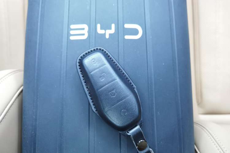 Used BYD Song L DM-i 2024 112 km Beyond Edition
