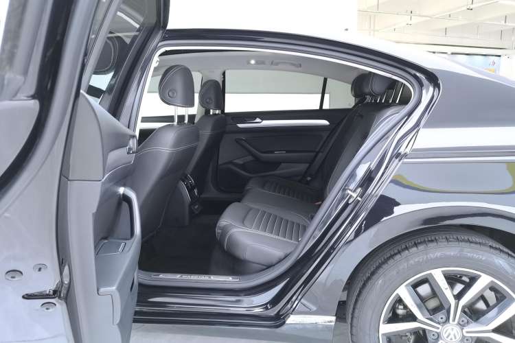 Used Volkswagen Magotan 2020 280TSI DSG Comfort Edition
