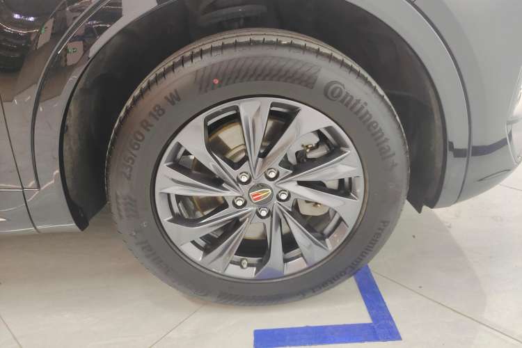 Used Hongqi HS5 2023 2.0T Qixiang Pro Edition
