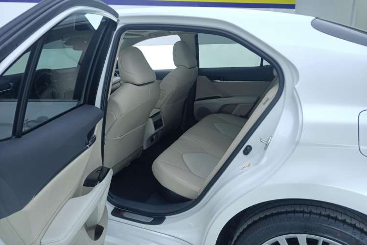 Used Toyota Camry 2018 Dual-Engine 2.5 HG Luxury Edition