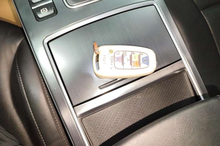 Used Hongqi H5 2022 Classic Model 1.5T DCT Flagship Edition
