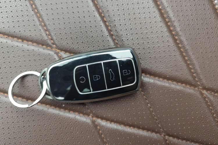 Used Chery Tiggo 8 PRO 2024 Champion Edition 390T Two-Wheel Drive Peak Version 5 Seats
