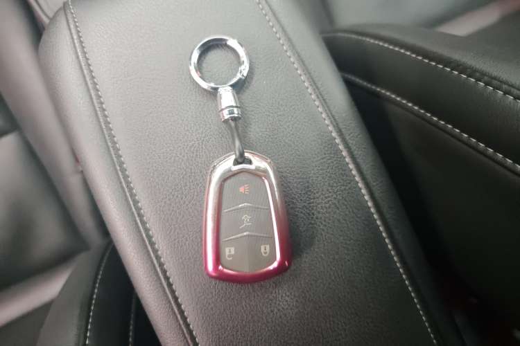 Used Cadillac XT4 2022 28T Two-Wheel Drive Prestige Version
