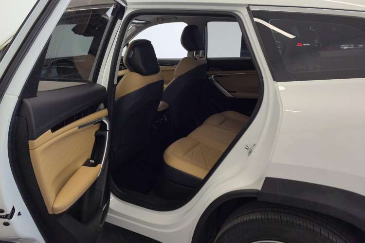 Used Geely Auto FX11 2023 2.0TD DCT Flagship Version
