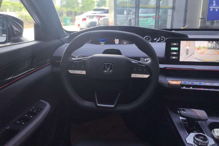 Used Changan UNI-V 2022 1.5T Prestige Version
