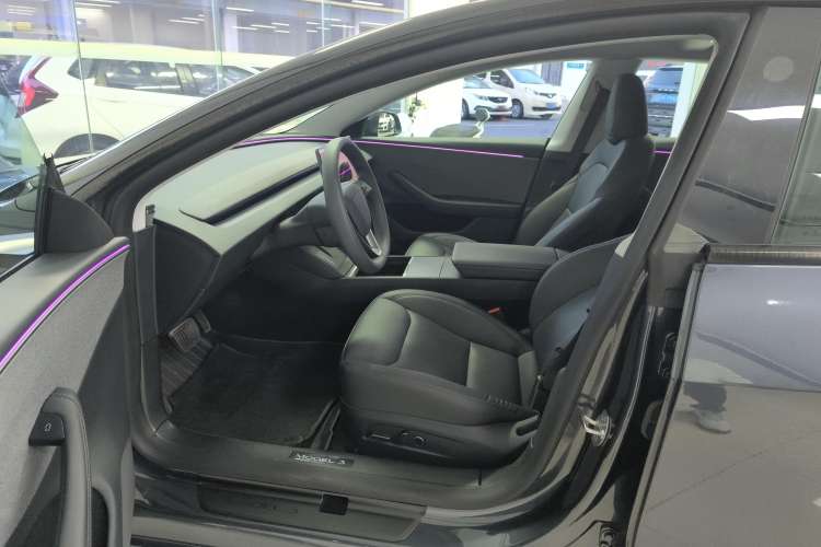 Used Tesla Model 3 2025 Rear-Wheel-Drive Version
