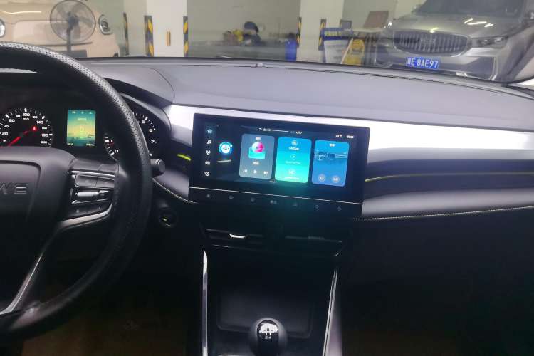 Used Roewe i5 2021 1.5L Manual Platinum Edition
