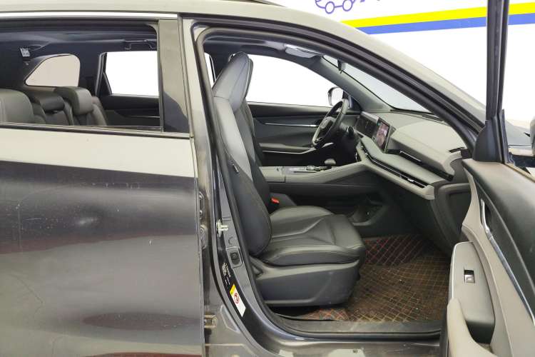 Used Changan CS75 PLUS 2022 Second-Generation 2.0T Automatic Prestige Model
