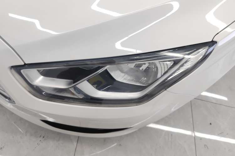 Used Ford Escort 2019 Revised 1.5L Automatic ZhiXiang Version China VI Standard
