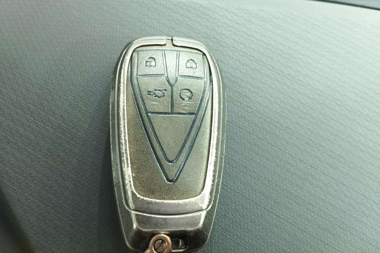 Used Changan UNI-V 2024 1.5T Prestige Edition
