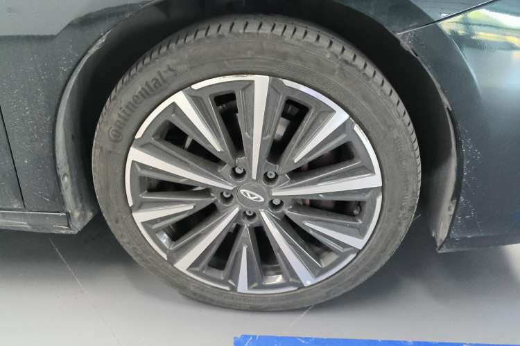 Used Chery Arrizo 8 2023 High-Energy Edition 2.0T DCT Luxury
