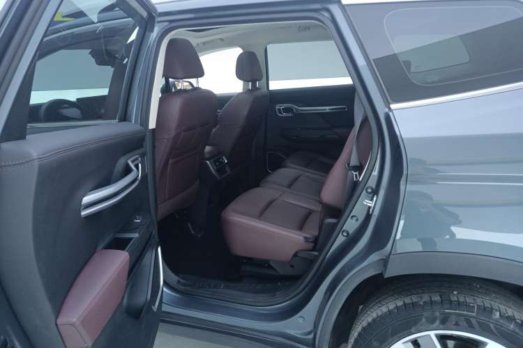 Used Geely Auto Haoyue 2022 1.8TD DCT Luxury 7-Seater
