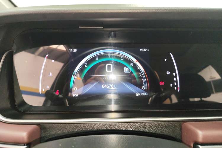 Used GAC Trumpchi M6 2021 PRO 270T DCT Luxury Edition
