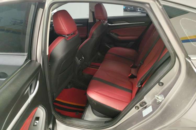 Used Changan Eado 2021 PLUS Blue Whale NE 1.4T GDI DCT Prestige Model
