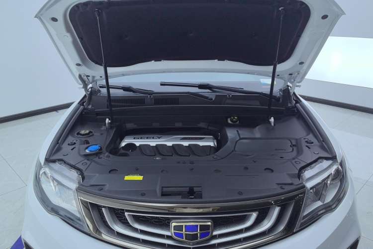 Used Geely Auto Emgrand X7 Sport 2020 1.8TD DCT Two-Wheel Drive Zhiya Model
