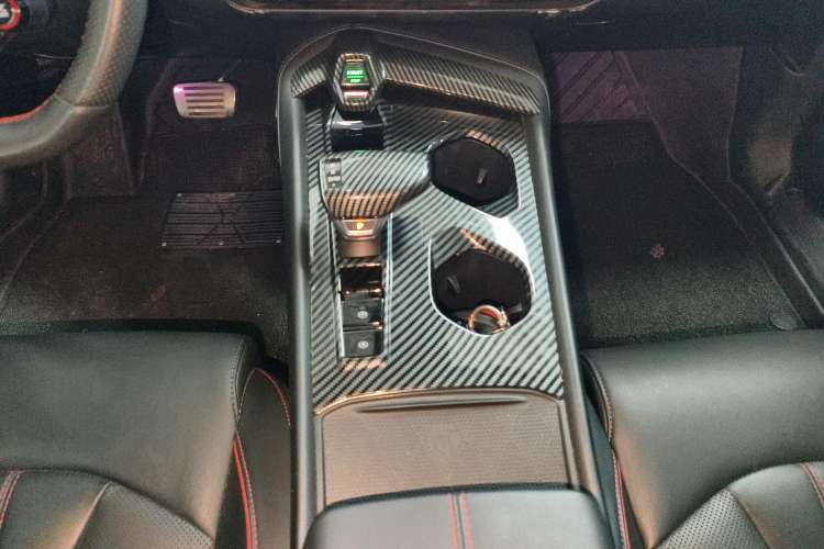 Used MG 7 2023 2.0T Automatic Trophy+ Ignition Glory Edition
