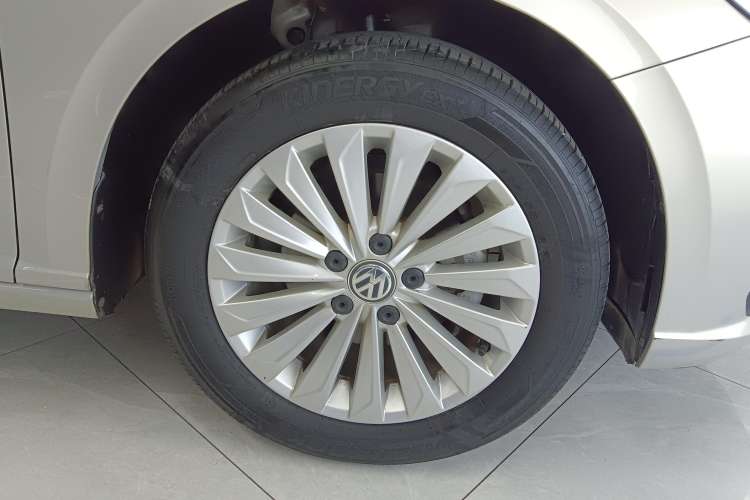 Used Volkswagen Lavida 2019 1.5L Manual Comfort Version China VI