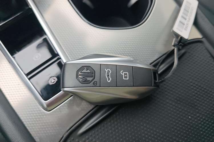 Used MG 7 2023 2.0T Automatic Hunter Luxury Edition
