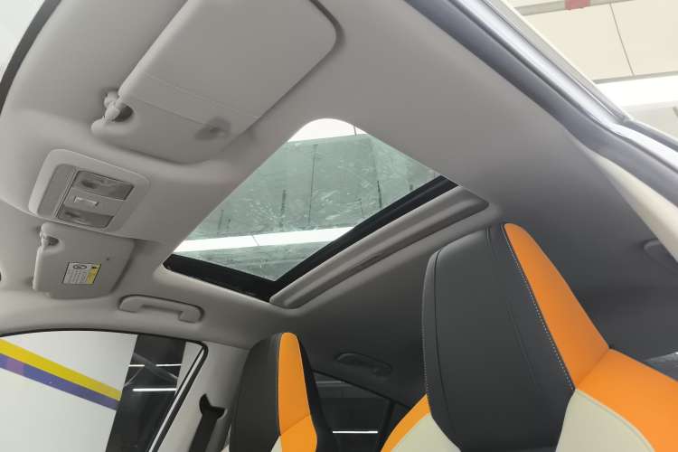 Used Dongfeng Aeolus Yixuan 2023 Mach Edition 1.5L Automatic Chasing Shadow Version
