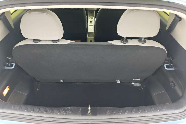 Used ORA White Cat 2020 305 km Luxury Version
